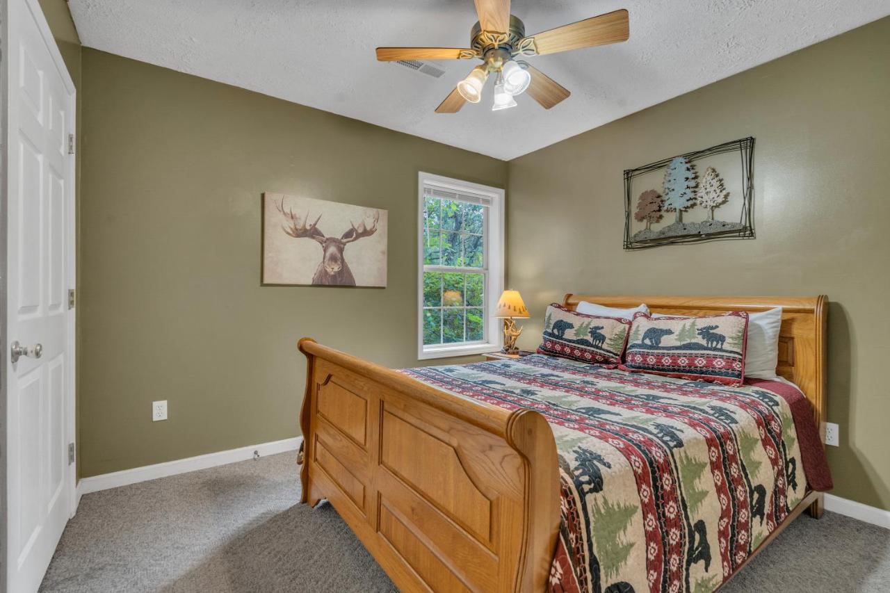 Red Oak Ridge, Hot Tub, Pool Table, Wifi, 1089 Free Tickets Each Paid Day, Dollywood And More Sevierville Εξωτερικό φωτογραφία